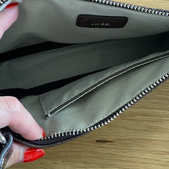 JW PEI brown croc shoulder bag - Picture 4 of 5